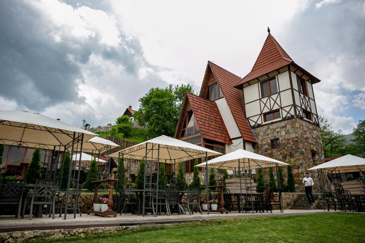 Alpine Castle Hotel Дилижан Экстерьер фото