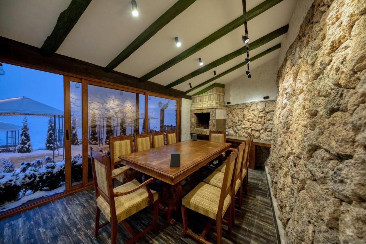 Alpine Castle Hotel Дилижан Экстерьер фото