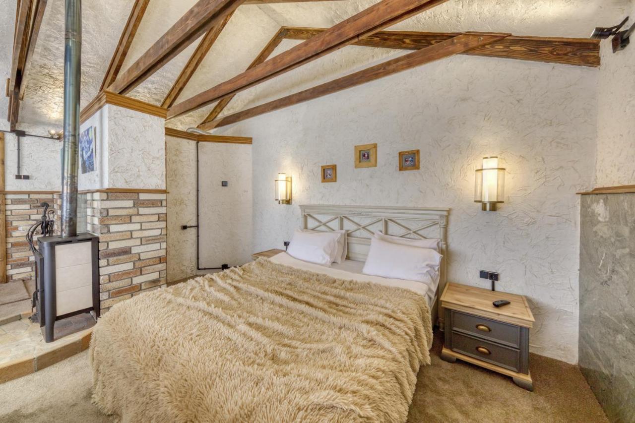 Alpine Castle Hotel Дилижан Экстерьер фото