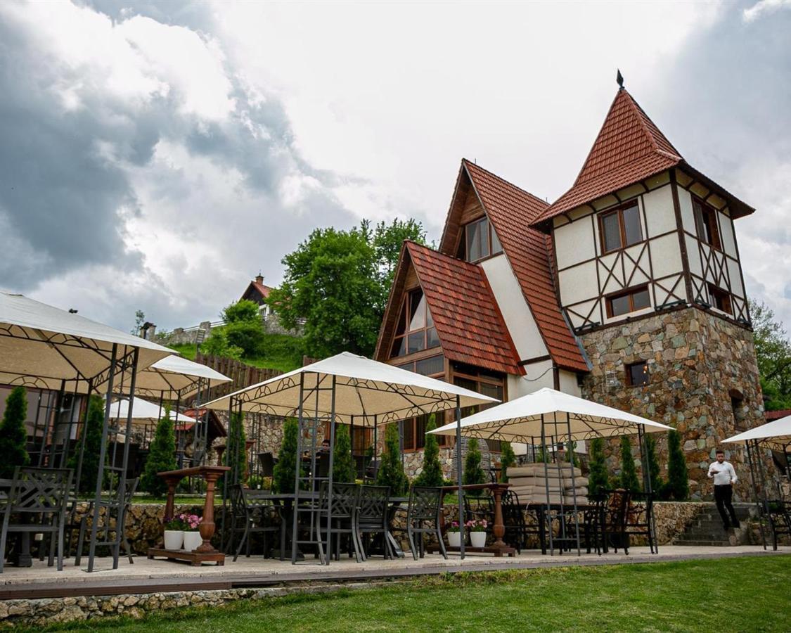 Alpine Castle Hotel Дилижан Экстерьер фото
